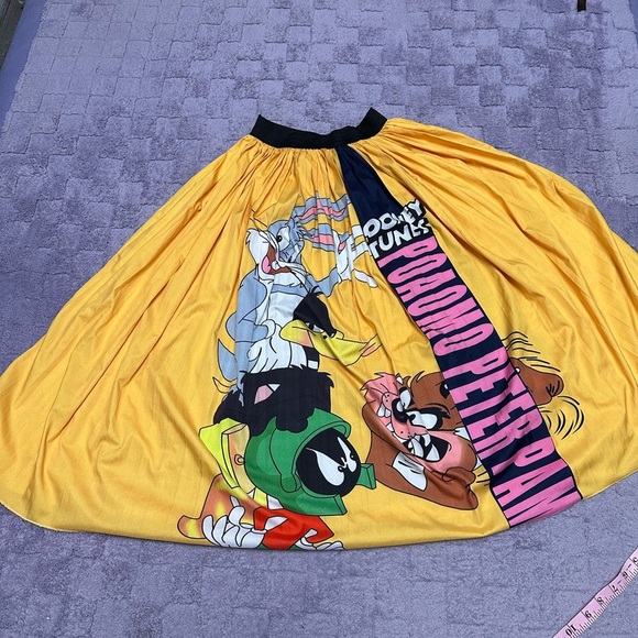 Colorful Cartoon Looney tunes Print Pleated Skirt - Picture 2 of 6